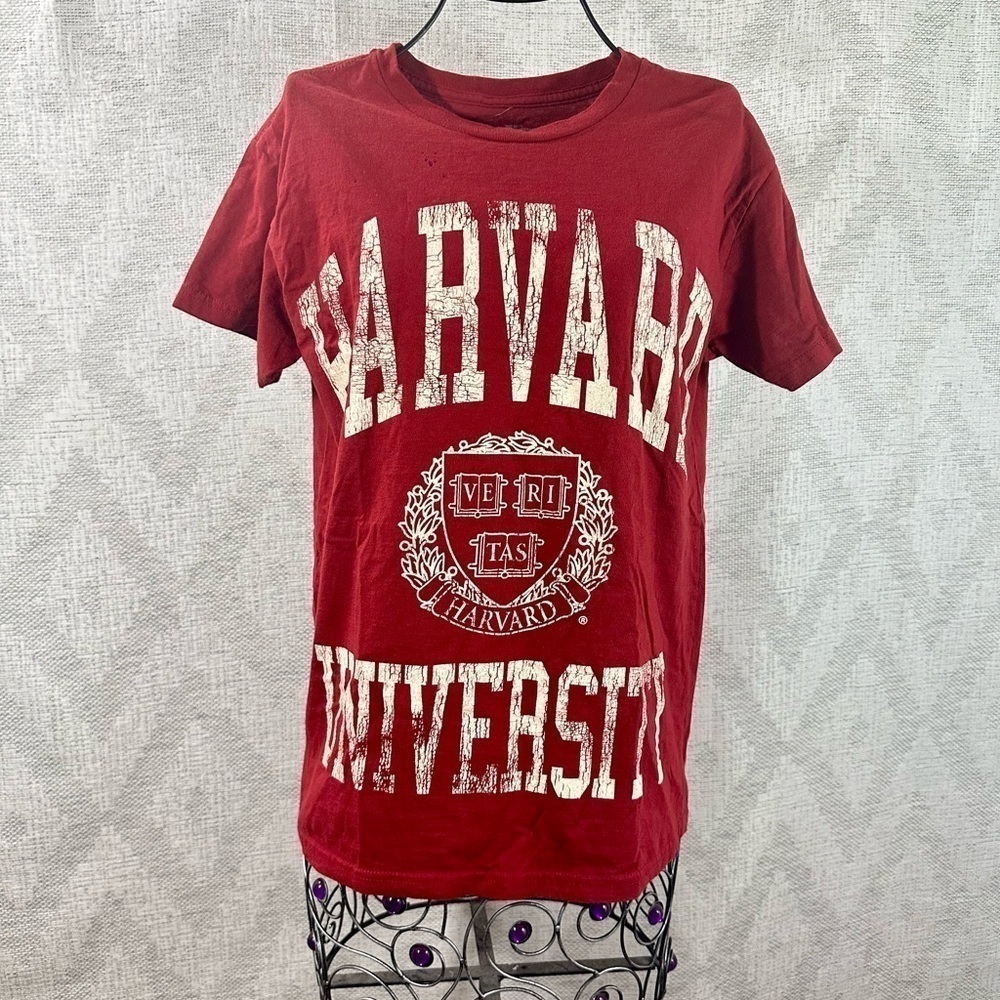 Harvard University Licensed t-shirt size M